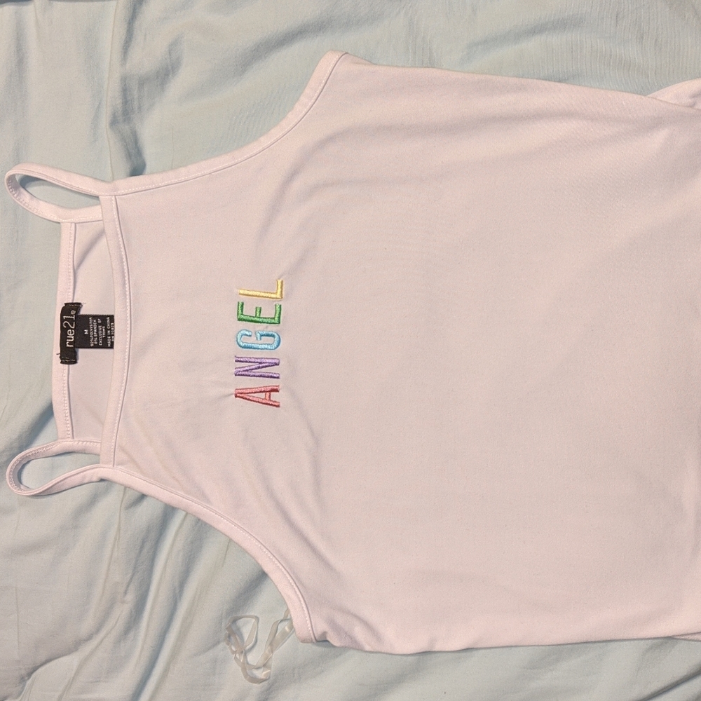 Rue 21 tank